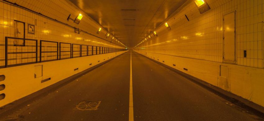 Renovatieproject Maastunnel – stalen deuren